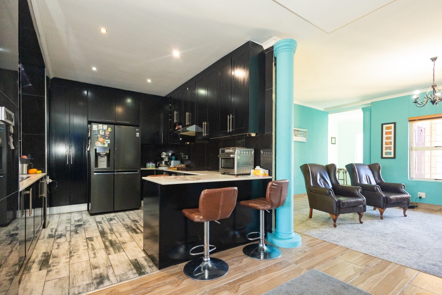3 Bedroom Property for Sale in Wellway Park Western Cape